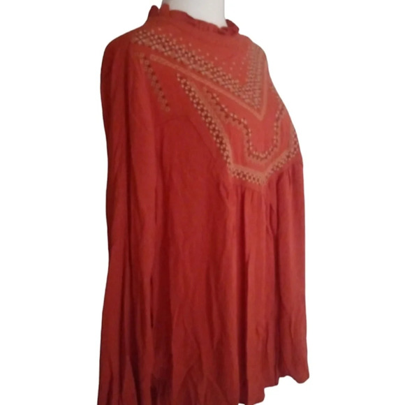 Torrid Women's Washable Crinkle Gauze Relaxed Embroidered Blouse Size 1 1X - Picture 11 of 12